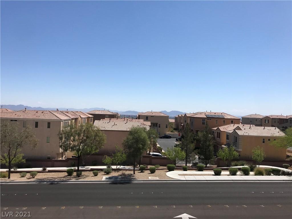 3474 Desert Cliff Street Unit: 202