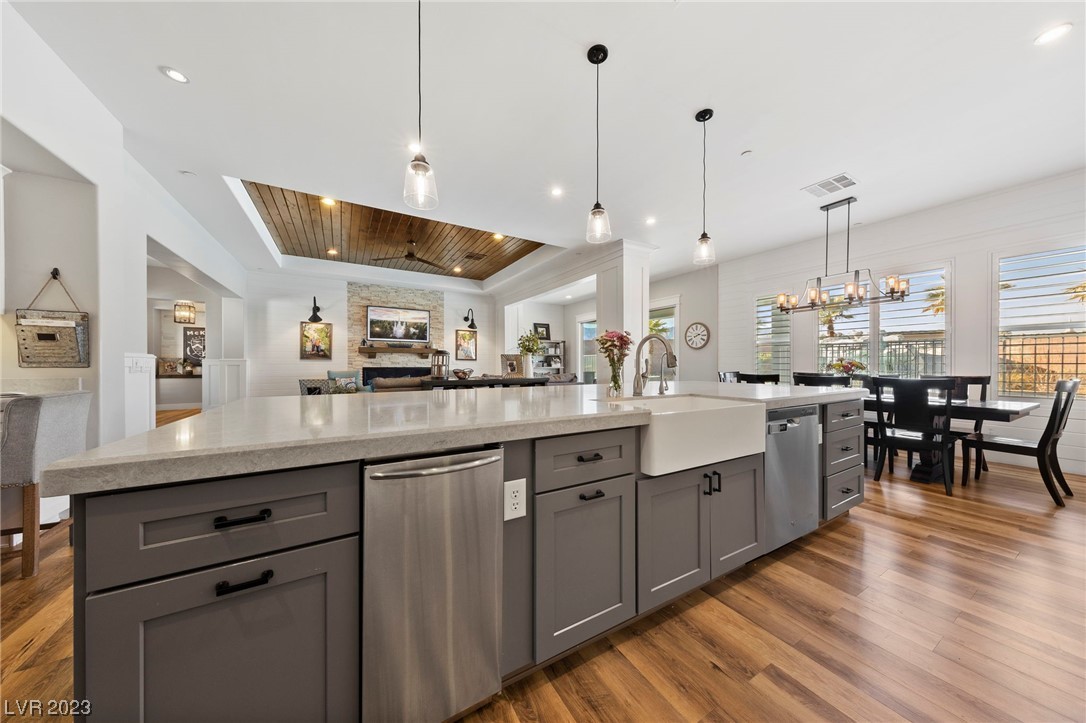 6075 Gabrielle Carol Court
