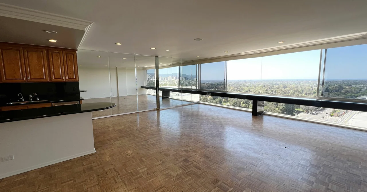 2220 Avenue of the Stars Unit 1606, Century City, CA 90067