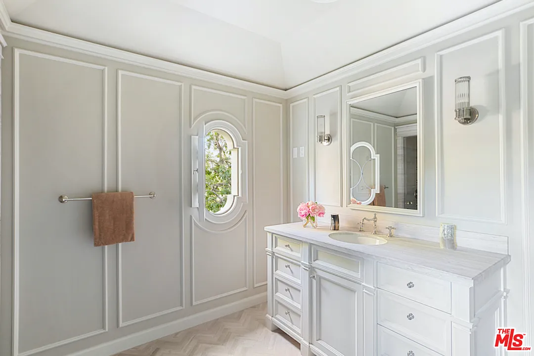 Banner Image #2