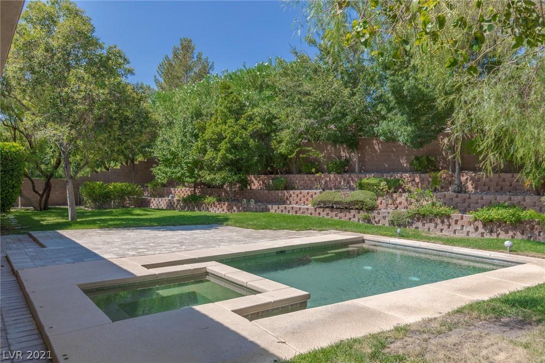 10968 Tranquil Waters Court