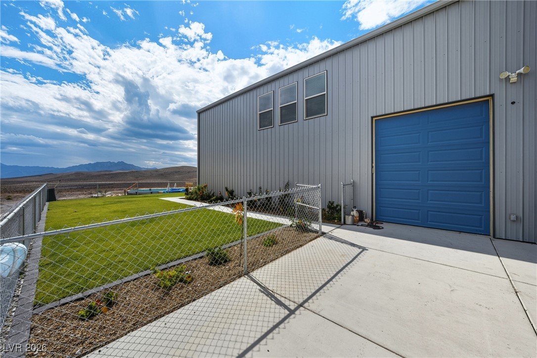 5941 Akita Way