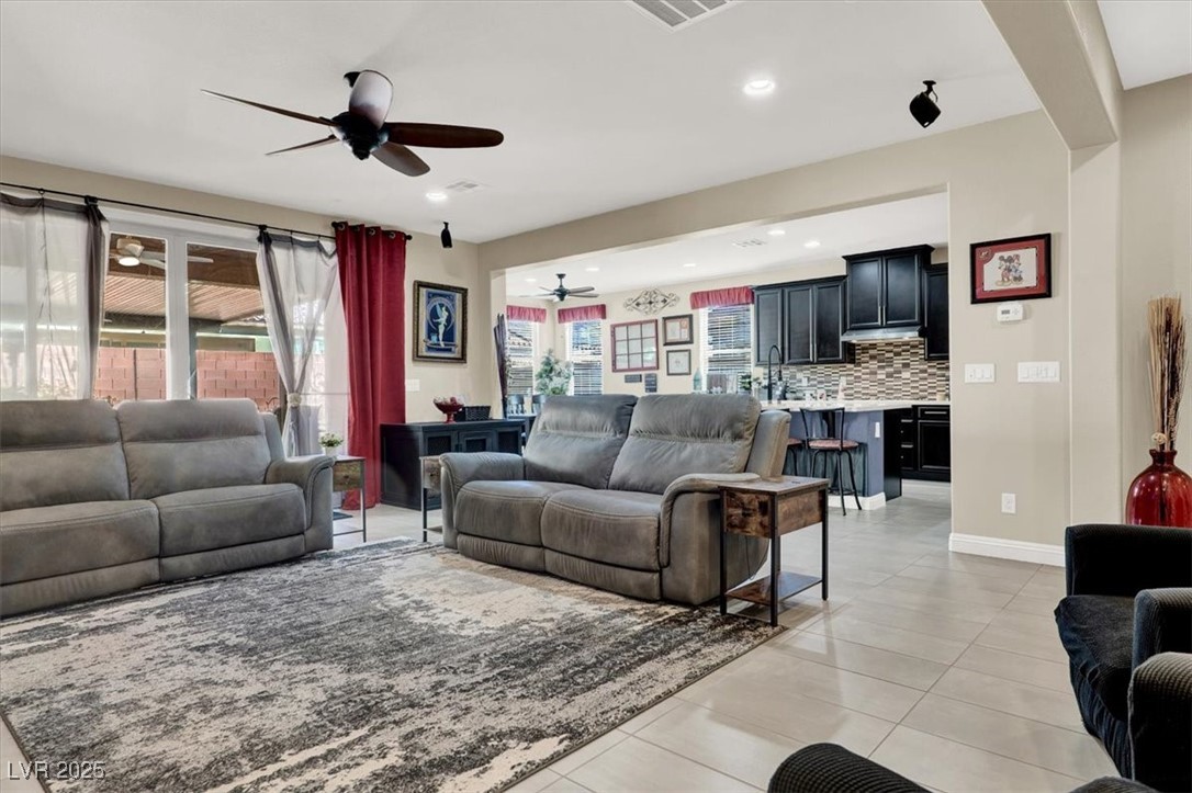 920 Claystone Ridge Avenue