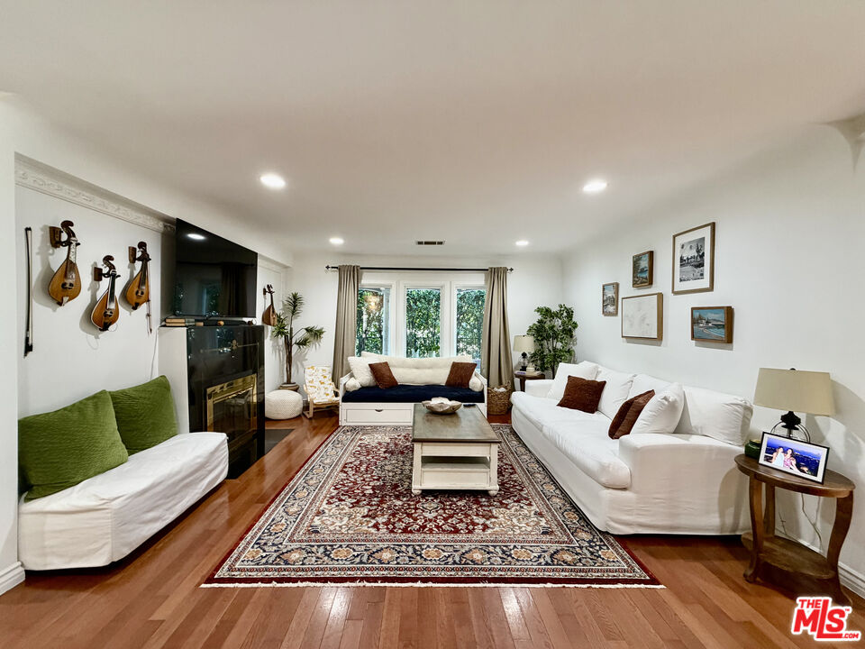7764 Fountain Ave, West Hollywood, CA 90046