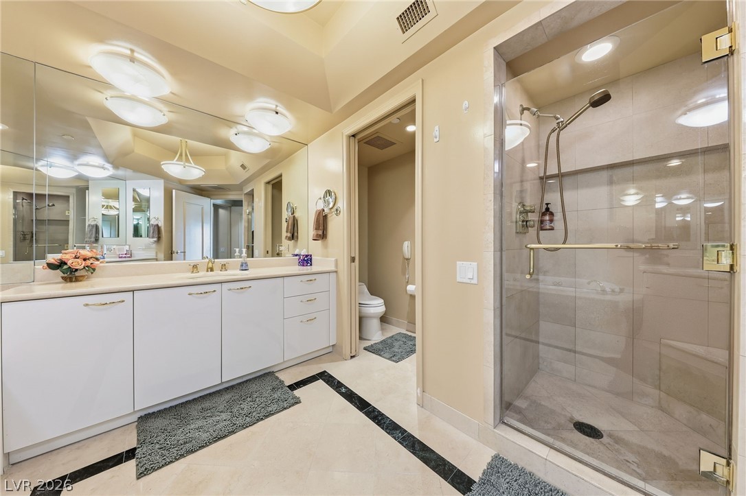 2747 Paradise Road 1205