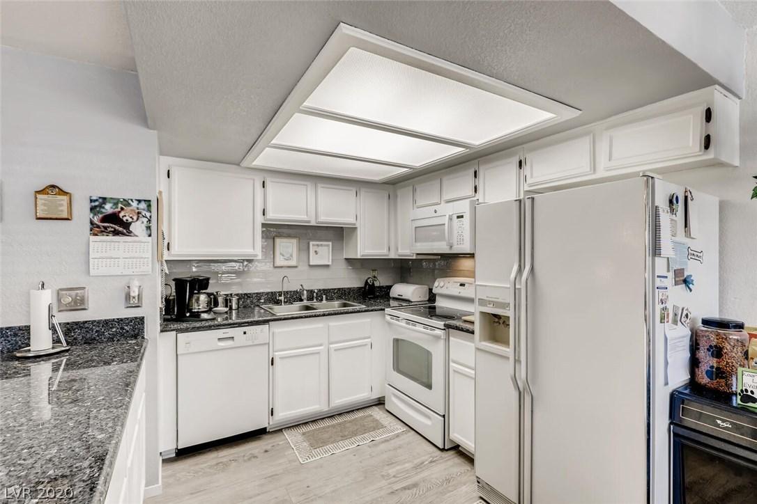 2724 Otter Creek Court Unit: 102