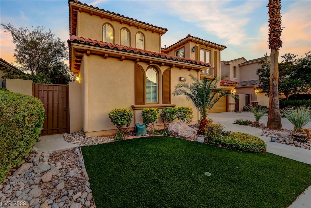 11219 La Madre Ridge Drive