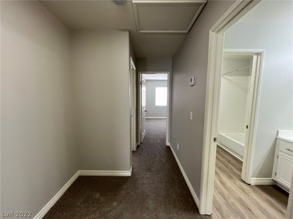 9317 Mountain Rise Avenue