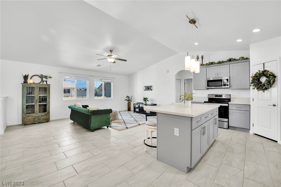 601 Courtney Lane