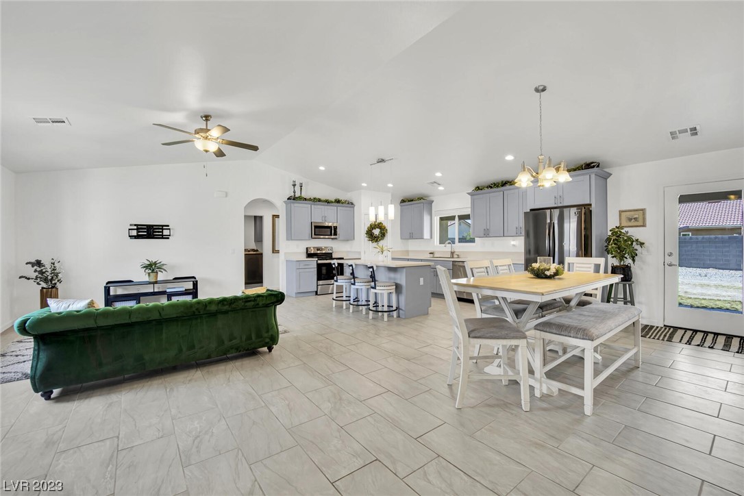 601 Courtney Lane