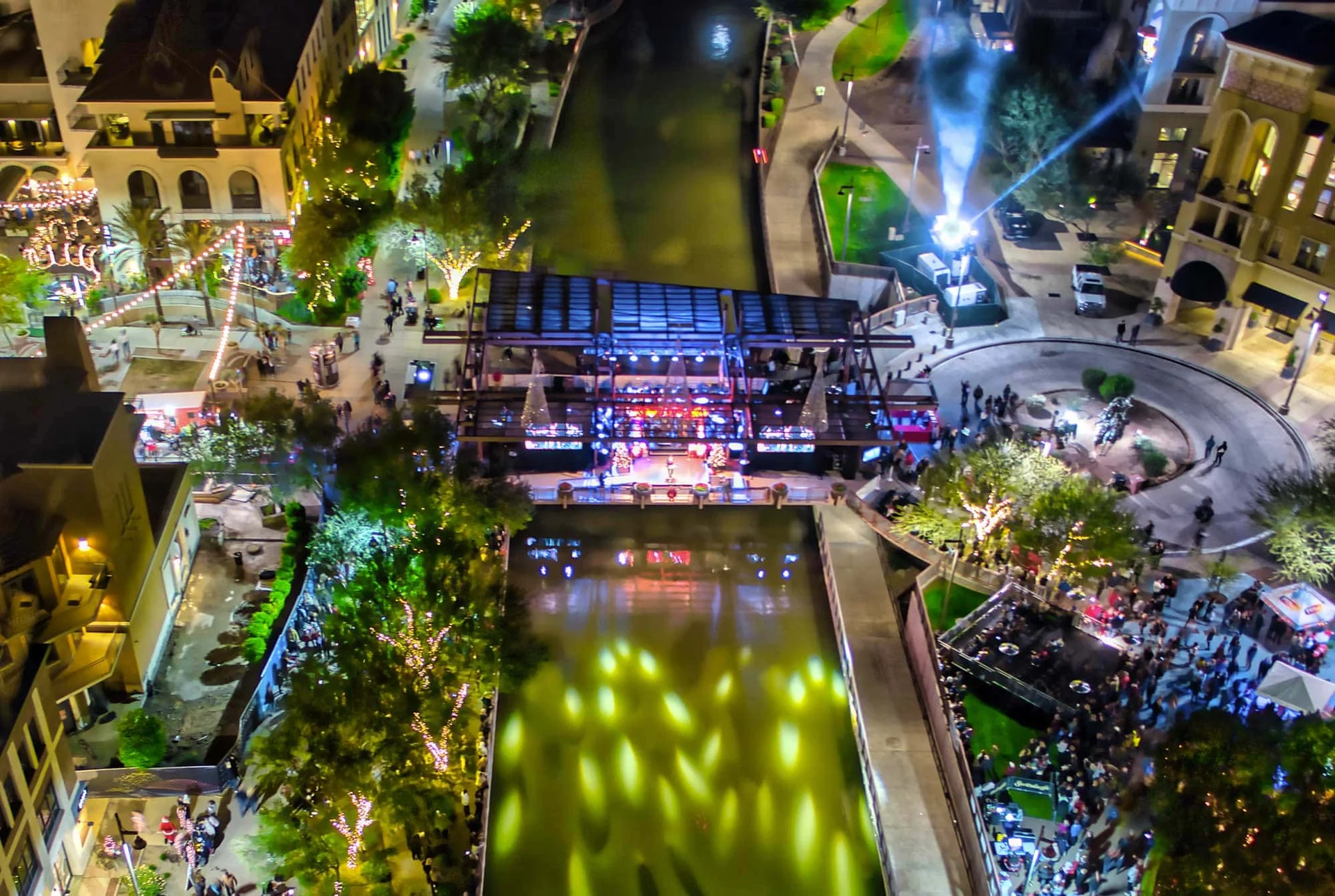 Spend the Season in Arizona: Your Guide to December Living