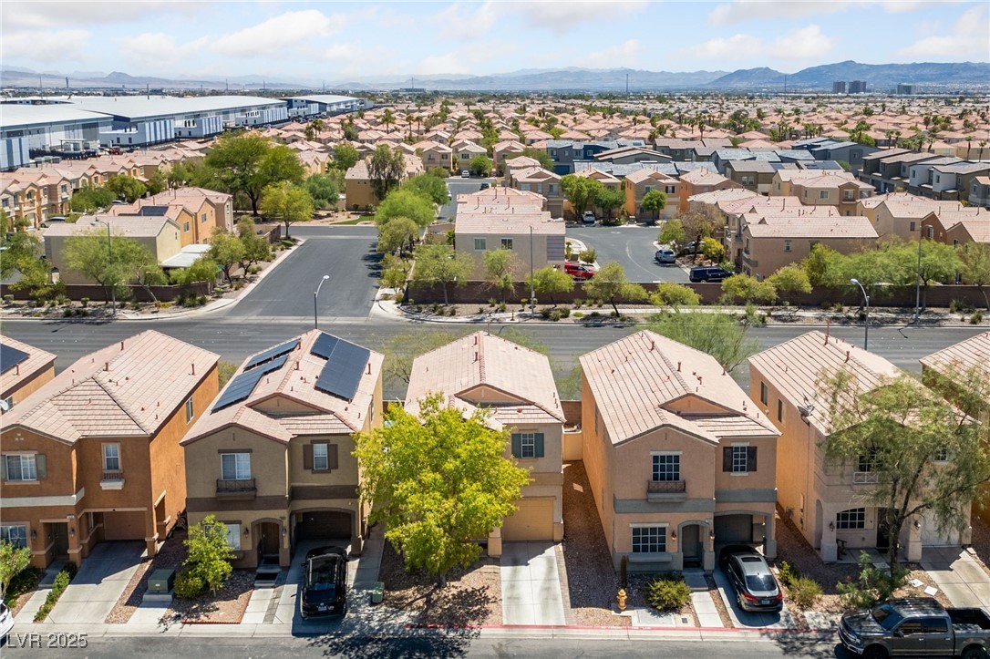 7438 Grizzly Giant Street