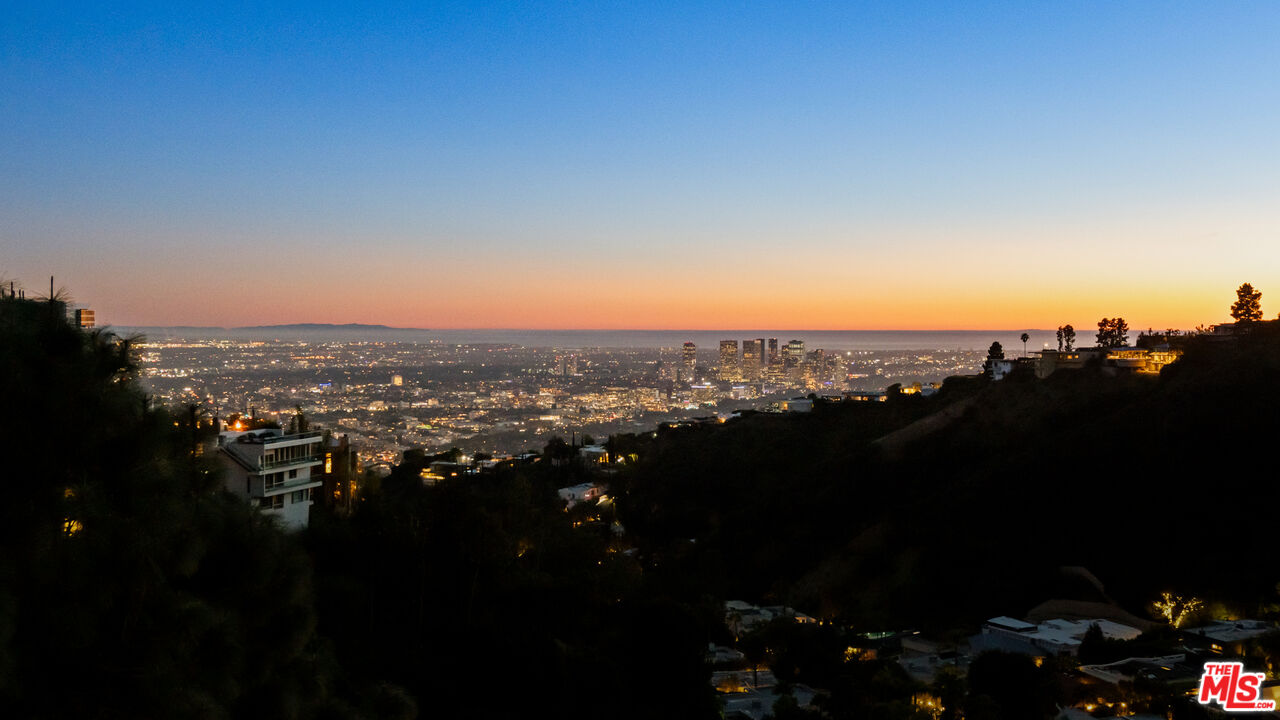 Banner Image #2