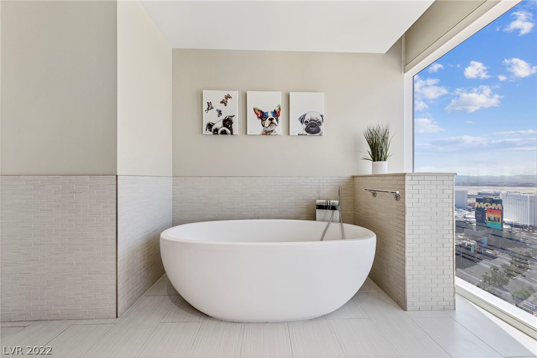 3750 Las Vegas Boulevard Unit 3104