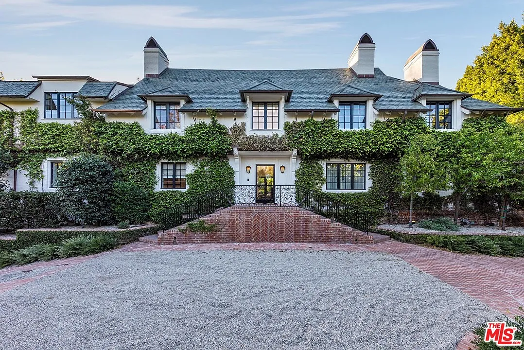 825 Loma Vista Drive, Beverly Hills, CA 90210