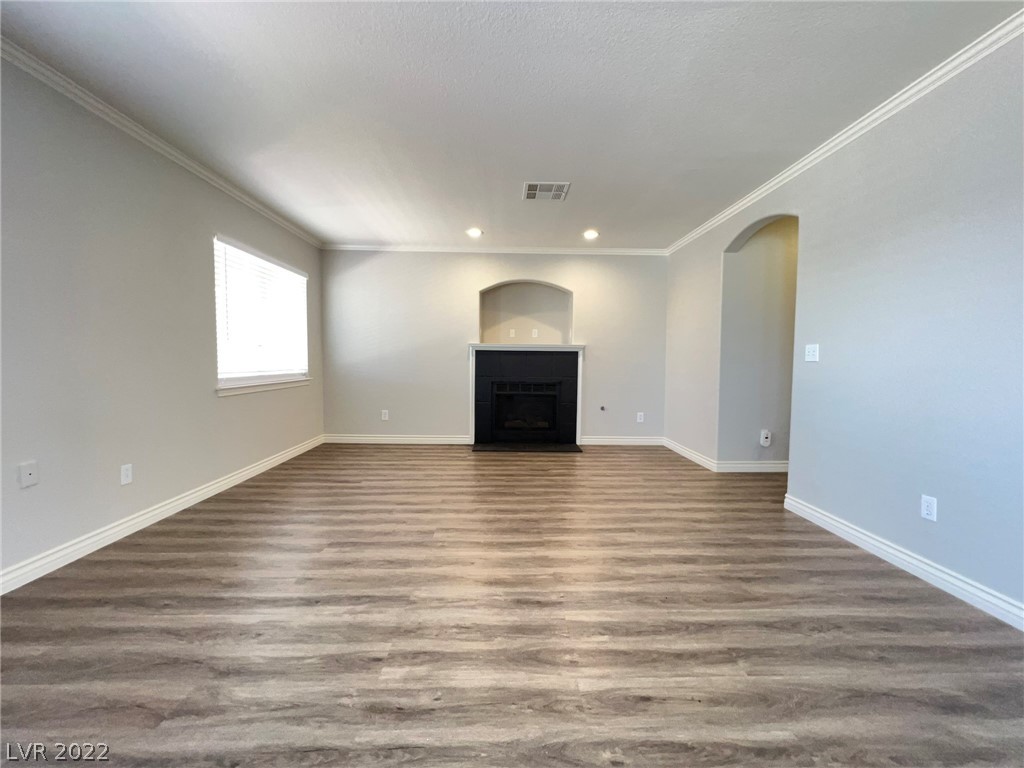 9317 Mountain Rise Avenue
