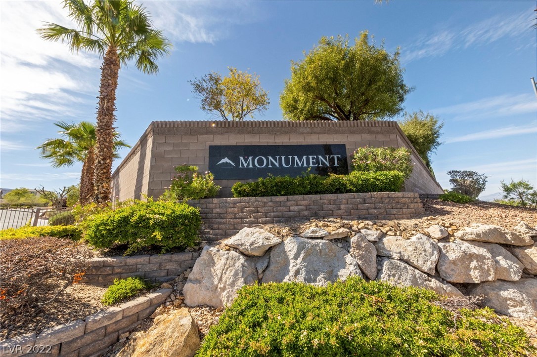 10633 Cliff Mountain Avenue