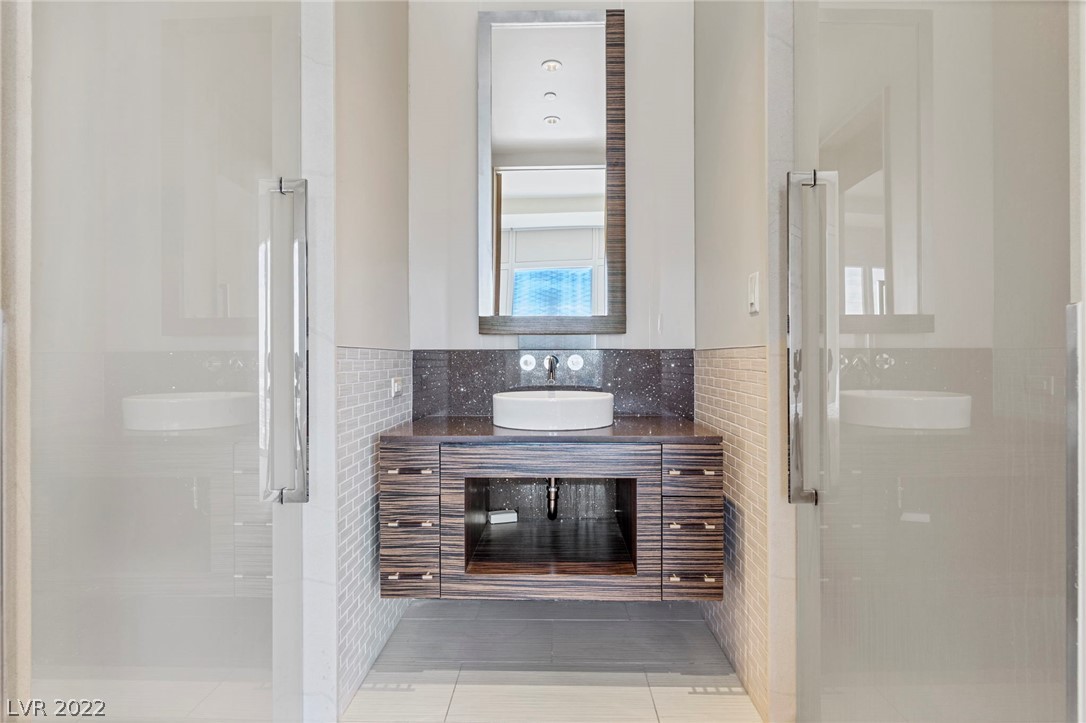 3750 Las Vegas Boulevard Unit 3104