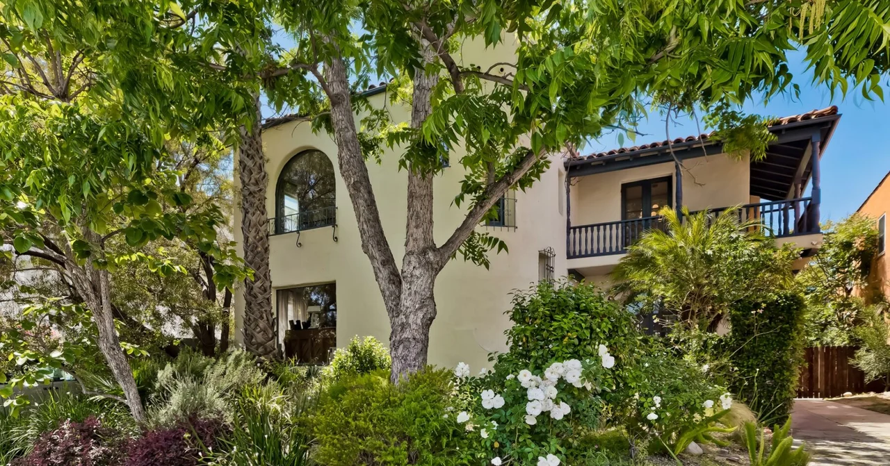 1053 South Hayworth Avenue, Los Angeles, CA 90035