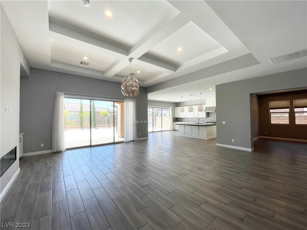 96 Basque Coast Street