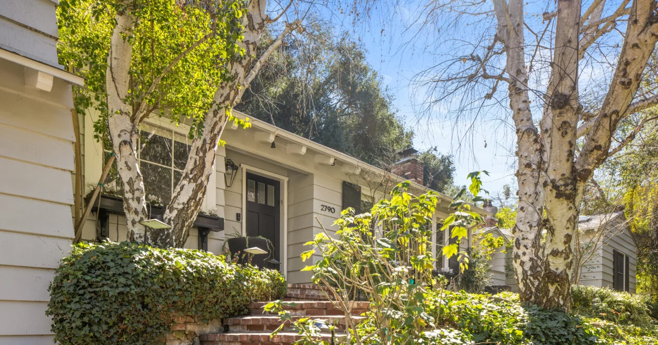 2790 Hutton Drive, Beverly Hills, CA 90210