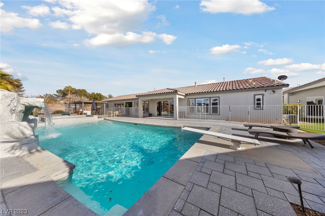 6075 Gabrielle Carol Court