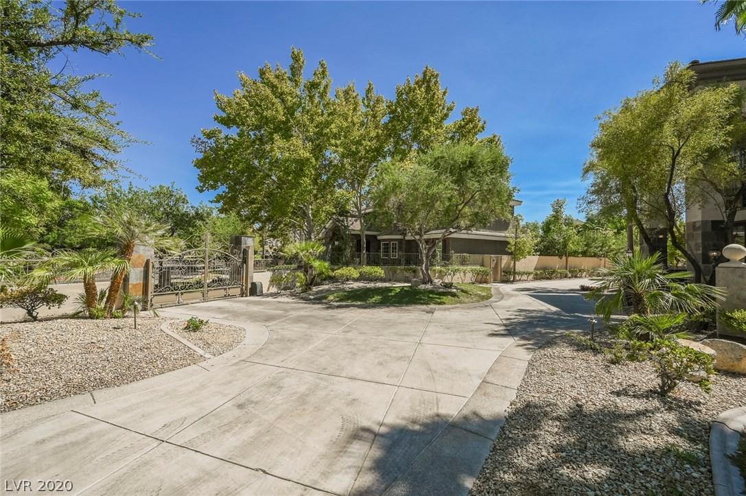 2297 Feathertree Avenue