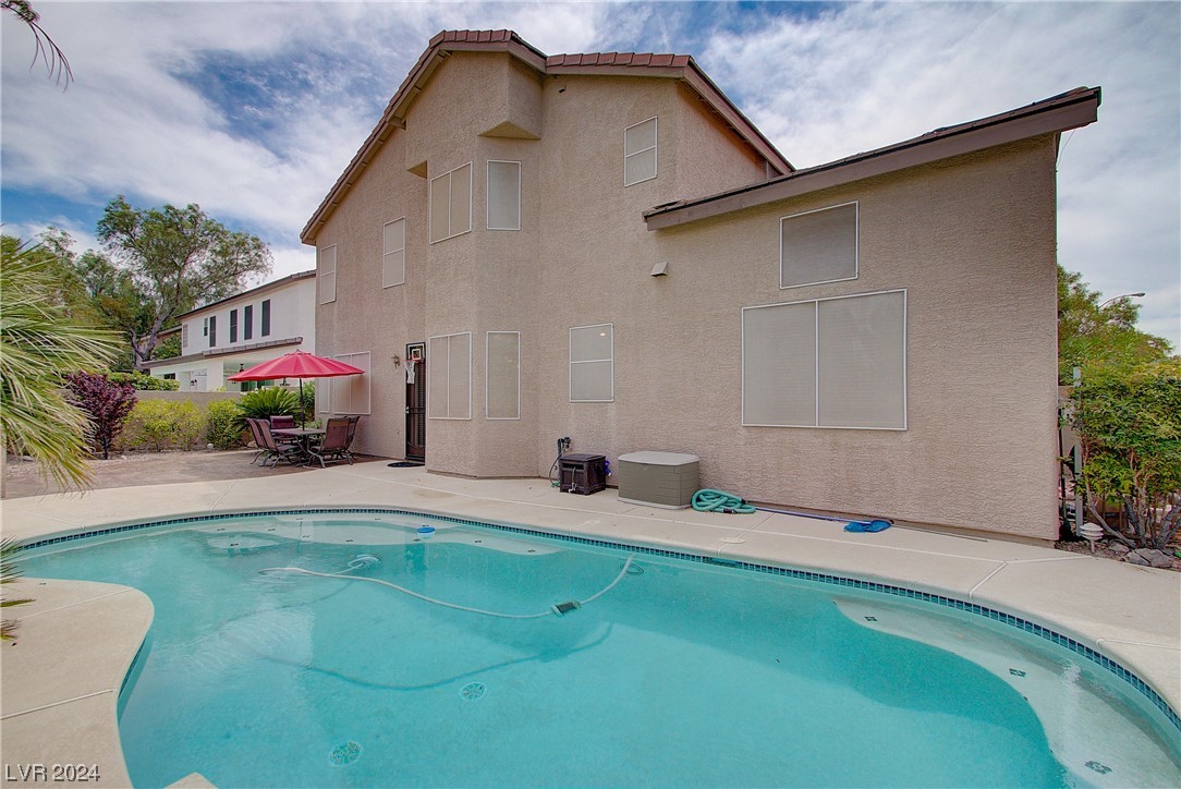 242 WATER BRIDGE Court