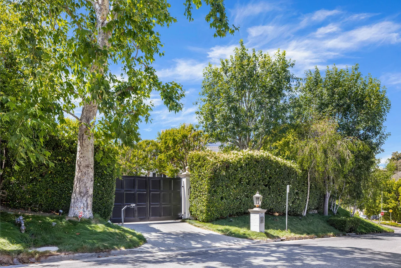 385 Copa De Oro Road, Bel Air, CA 90077