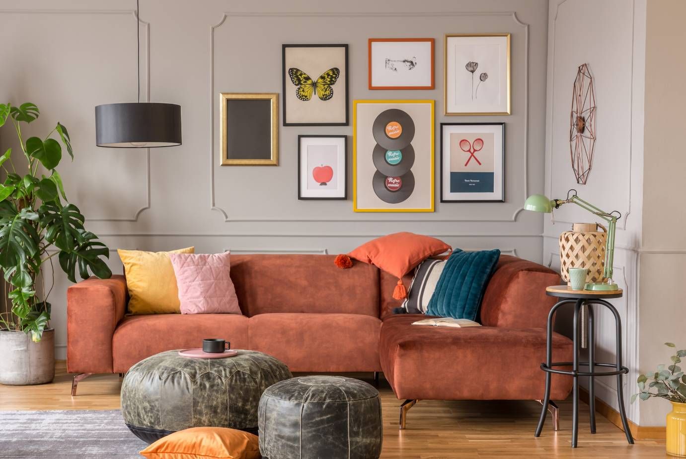 Thanksgiving Decor Tips to Match Your Home's Signature Style