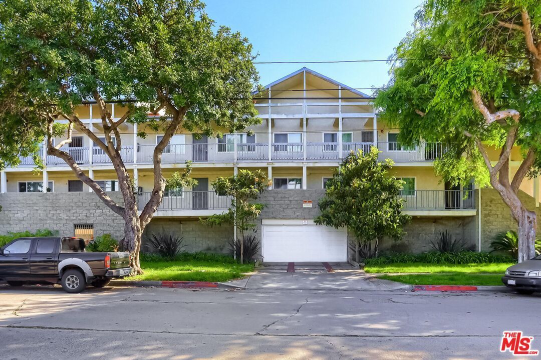 601 South Grevillea Avenue Unit 3, Inglewood, CA 90301