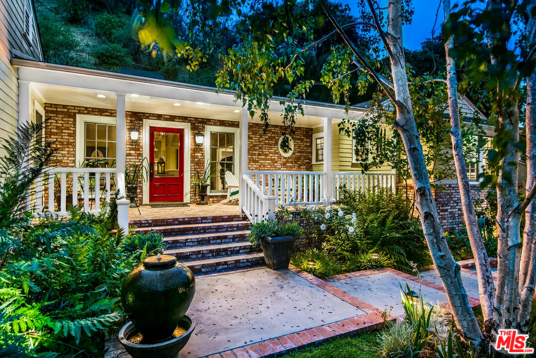 3449 Longridge Avenue, Sherman Oaks, CA 91423