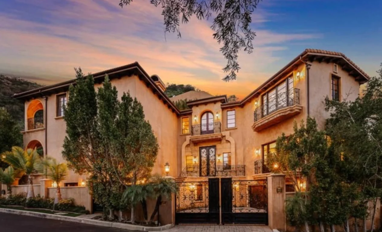 9821 Beeson Dr, Beverly Hills, CA 90210