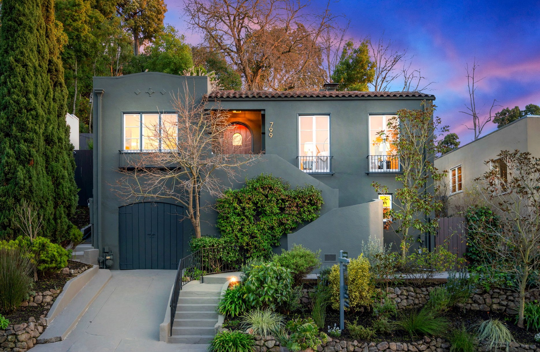 Listing Featured Photo