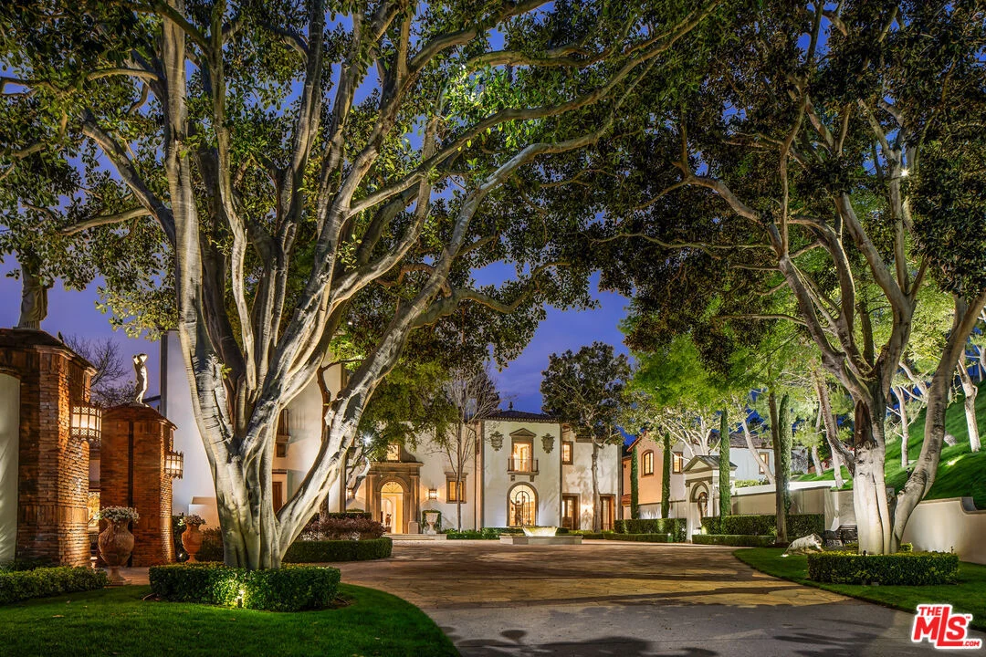 30 Beverly Park, BHPO, CA 90210