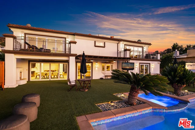 3147 Dona Emilia Drive, Studio City, CA 91604