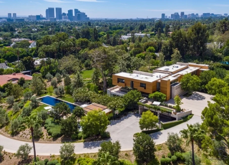 911 North Foothill Road, Beverly Hills, CA 90210