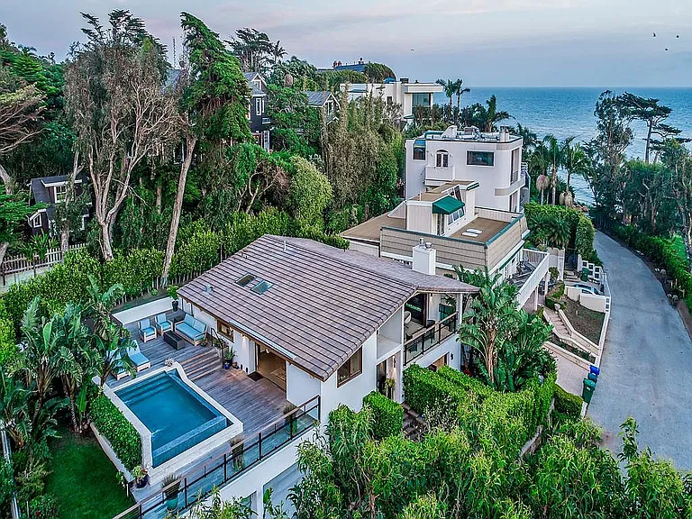 31851 Sea Level Drive, Malibu, CA 90265