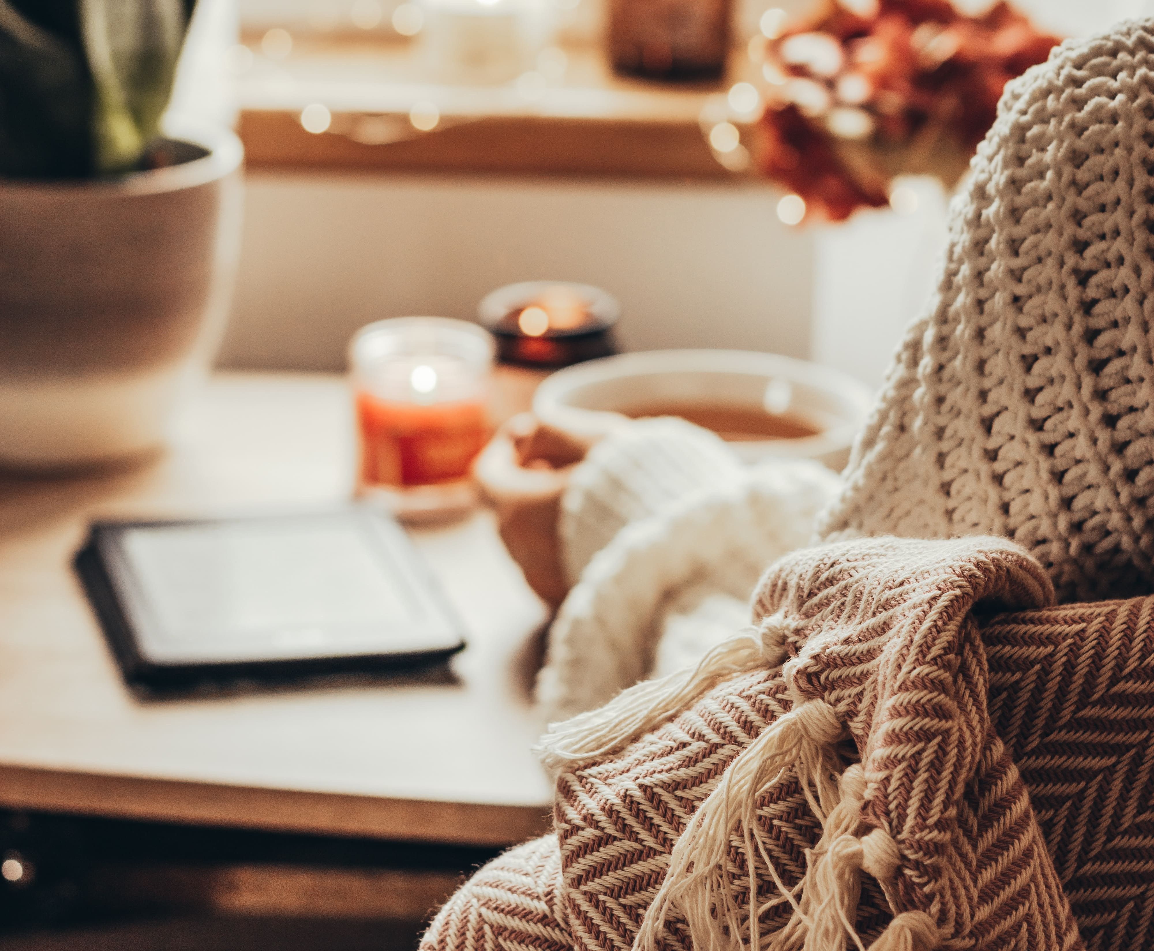 10 Ways to Make Your Fall Open House Extra-Cozy